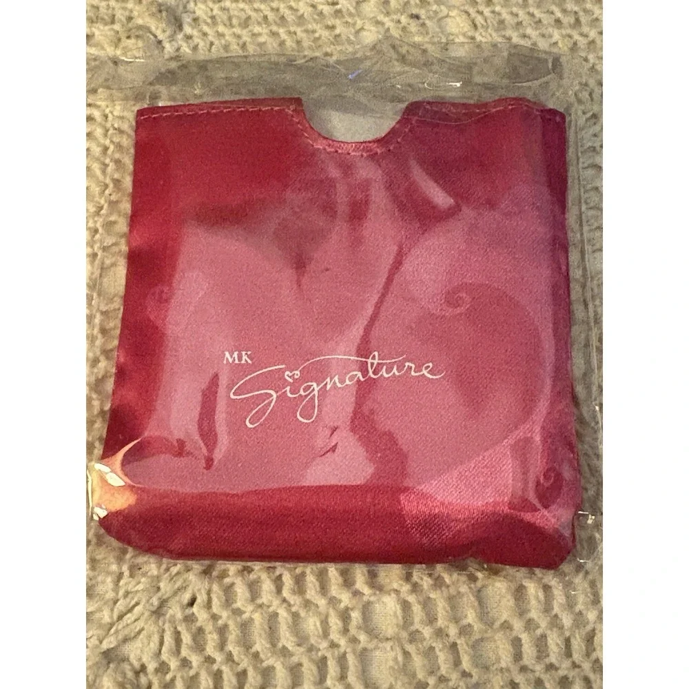 Mary Kay Signature Mirror Compact Pink‎ Cloth Cover New Sealed Vintage